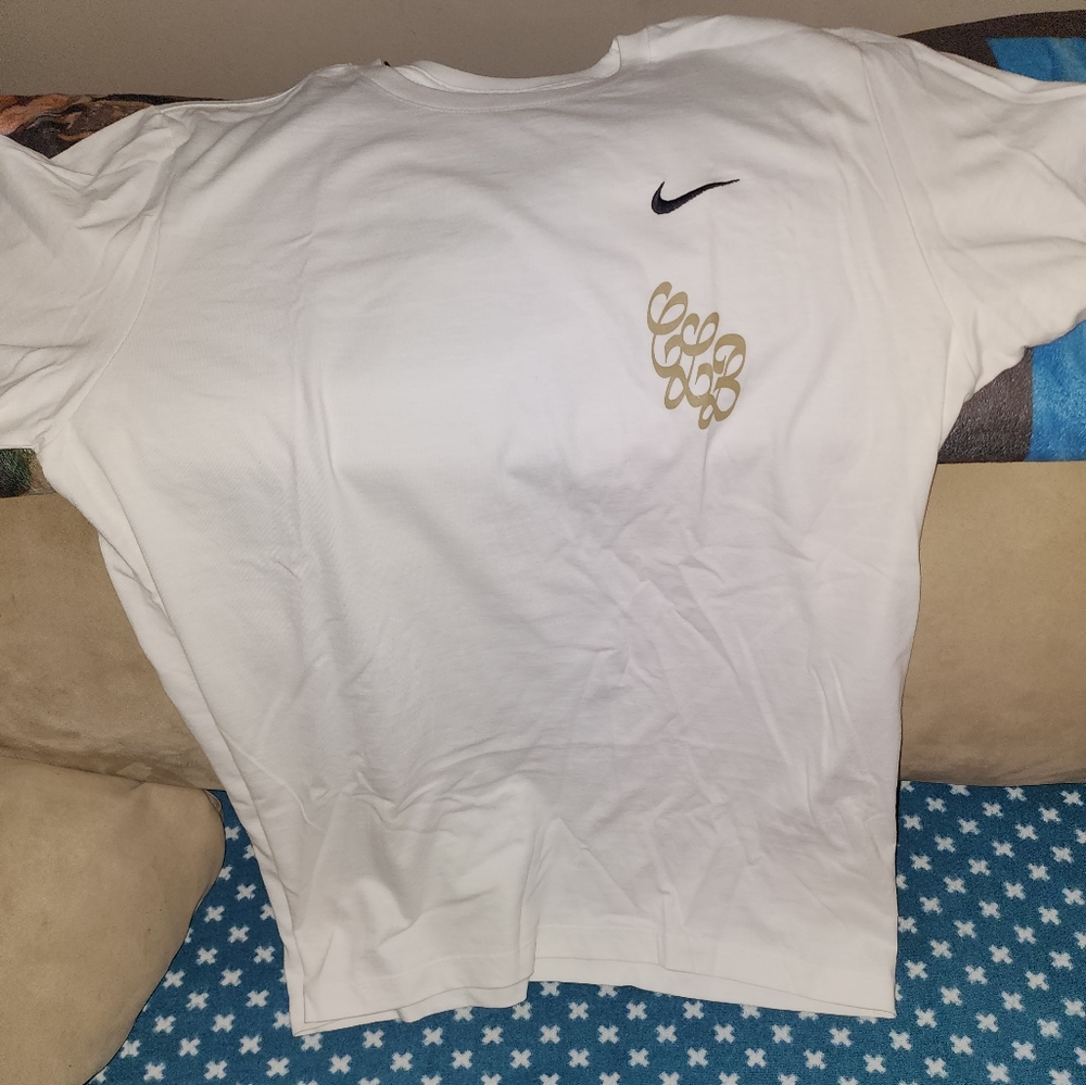Men's medium Nike Drake official certified lover boy t shirt brand new.